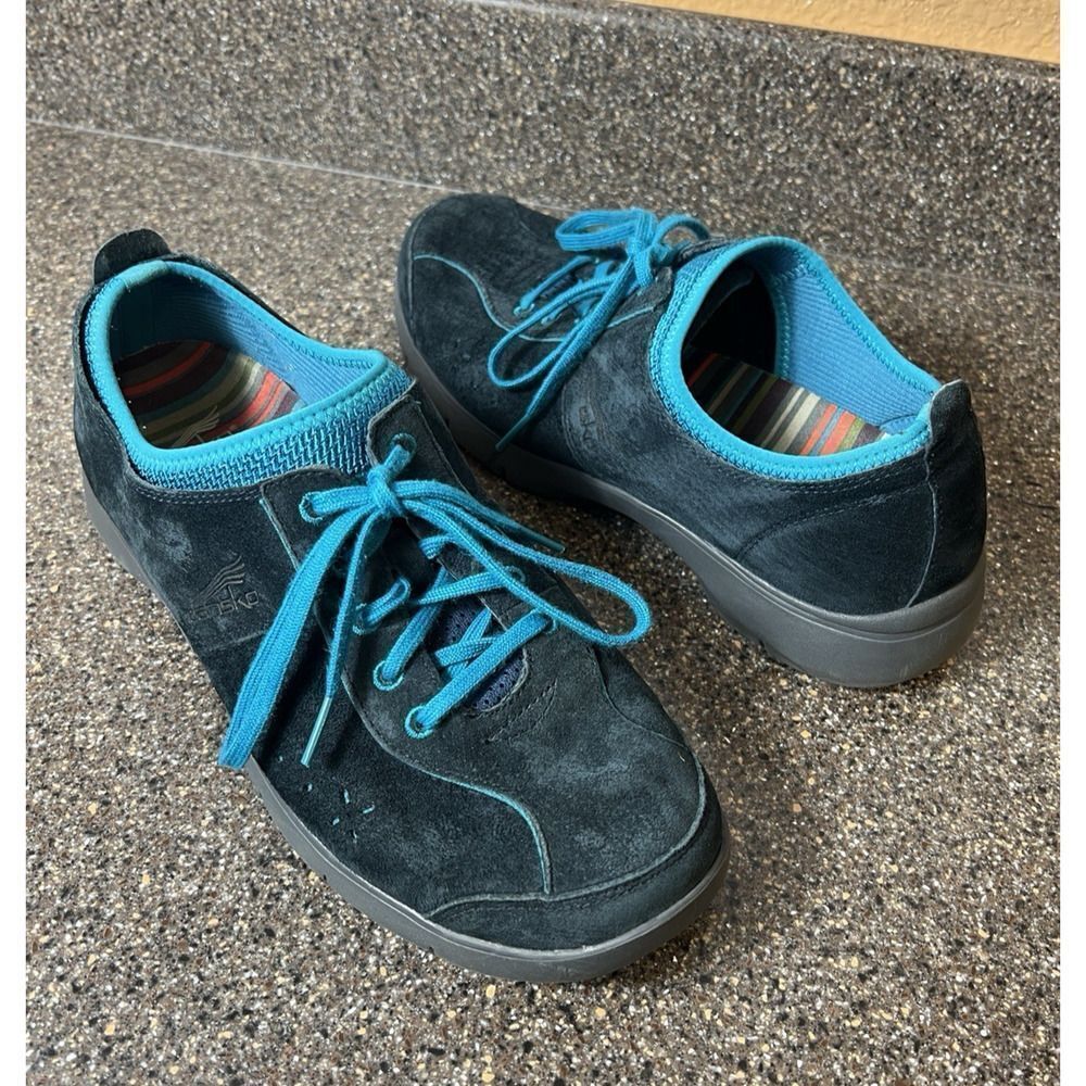 Dansko Blue Suede Lace Up Low Walking Shoes Sneakers Women's Size EU 40 US 9-9.5